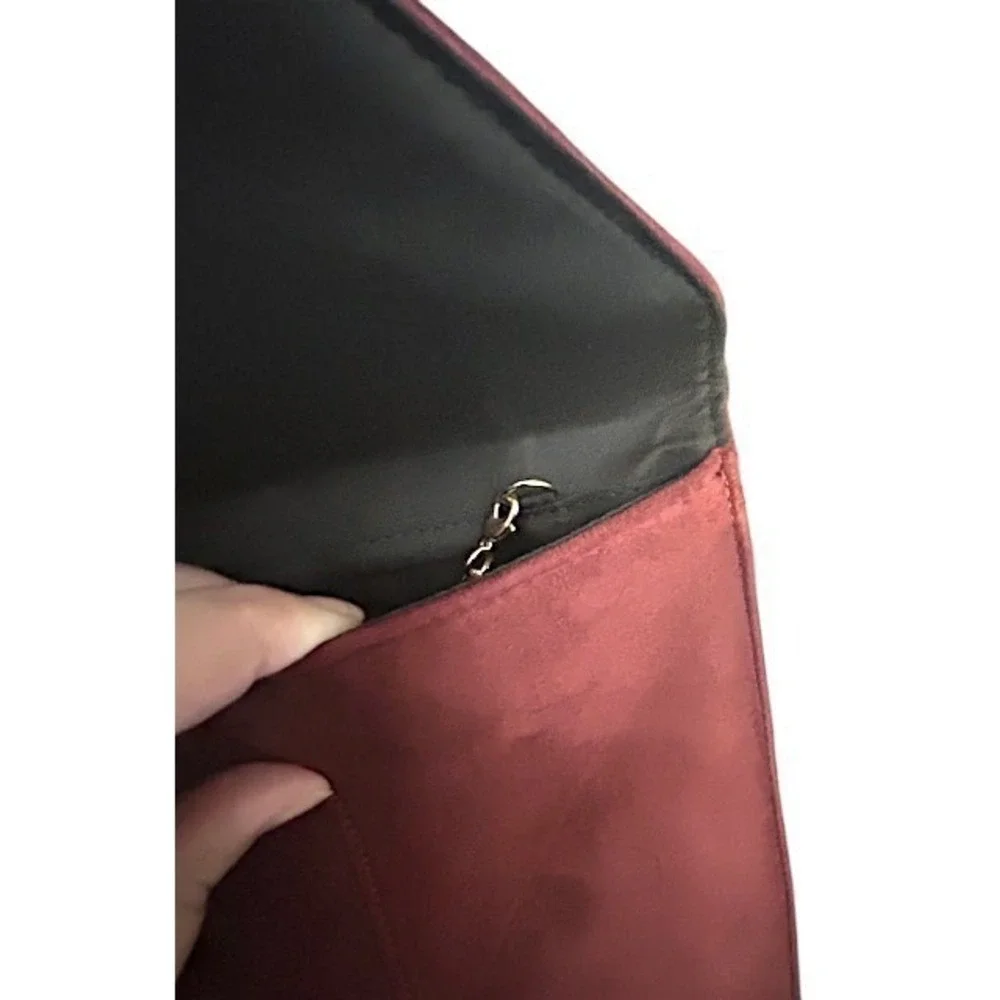 NWT‎ JNB Studio Burgundy Faux Suede Envelope Clutch Chain Shoulder Bag Modern